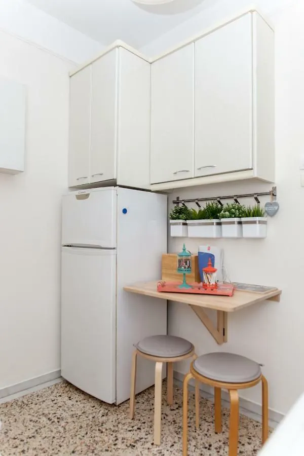 City Center Apartment Near Helexpo Tesalónica
